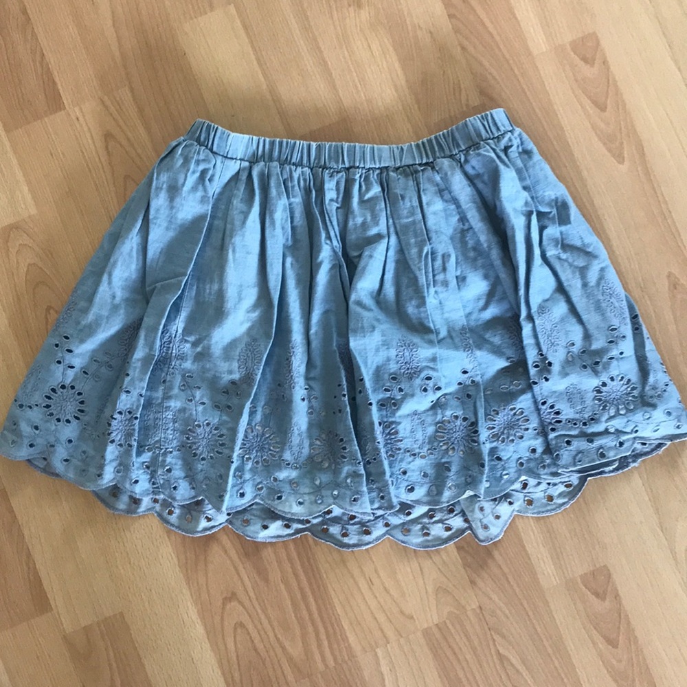 Flowy blue skirt